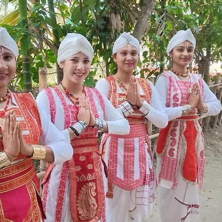 Jyoti Home Bamboo Garden Lodge Majuli Bagian luar foto