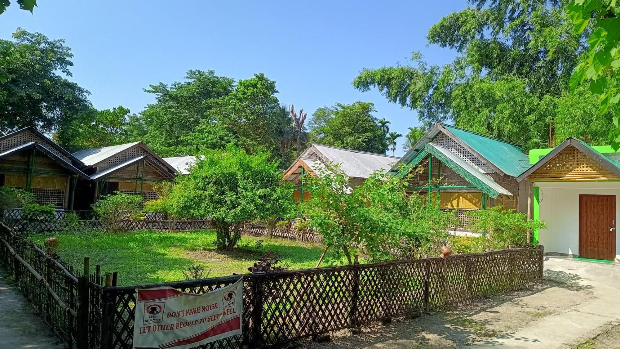 Jyoti Home Bamboo Garden Lodge Majuli Bagian luar foto